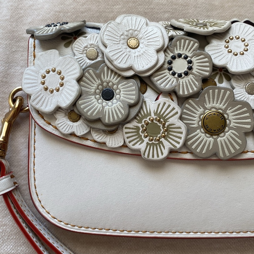 COACH 1941 Tea Rose Clutch CHALK
Wristlet Wallet